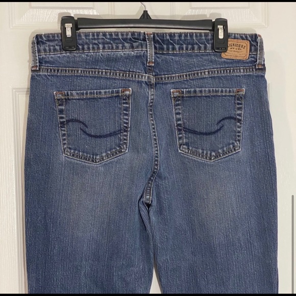 Lee Low-Rise Boot-Cut Jeans Size 12 - Picture 7 of 7